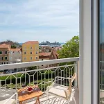 Le Prestige Luxury , Self Check-in, Minutes From Waterfront Gasthuis