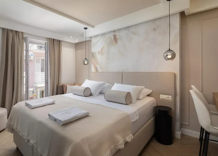 Le Prestige Luxury , Self Check-in, Minutes From Waterfront Pensionat Split