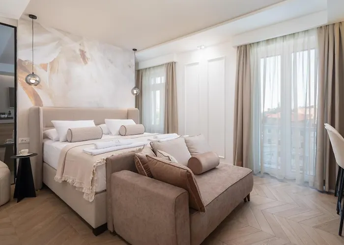 Le Prestige Luxury , Self Check-in, Minutes From Waterfront 4* Split