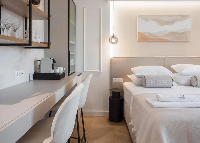 Pensionat Le Prestige Luxury , Self Check-in, Minutes From Waterfront
