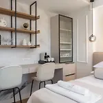 Le Prestige Luxury , Self Check-in, Minutes From Waterfront 招待所