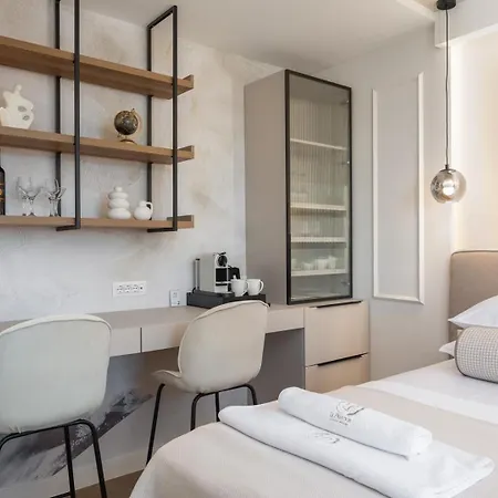 Luxury Le Prestige Few Minutes From Split's Iconic Waterfront