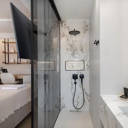 Luxury Le Prestige Few Minutes From Split's Iconic Waterfront