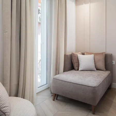 Luxury Le Prestige Few Minutes From Split's Iconic Waterfront *