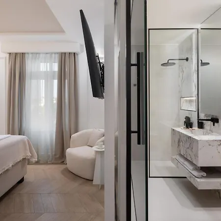 Luxury Le Prestige Few Minutes From Split's Iconic Waterfront