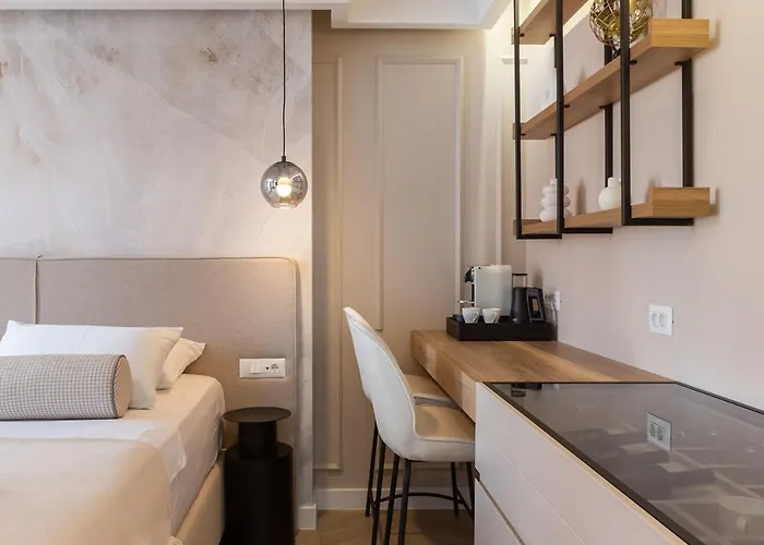 Le Prestige Luxury , Self Check-in, Minutes From Waterfront