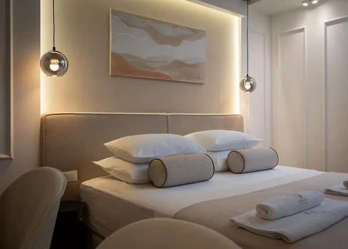 Πανσιόν Le Prestige Luxury , Self Check-in, Minutes From Waterfront Σπλιτ