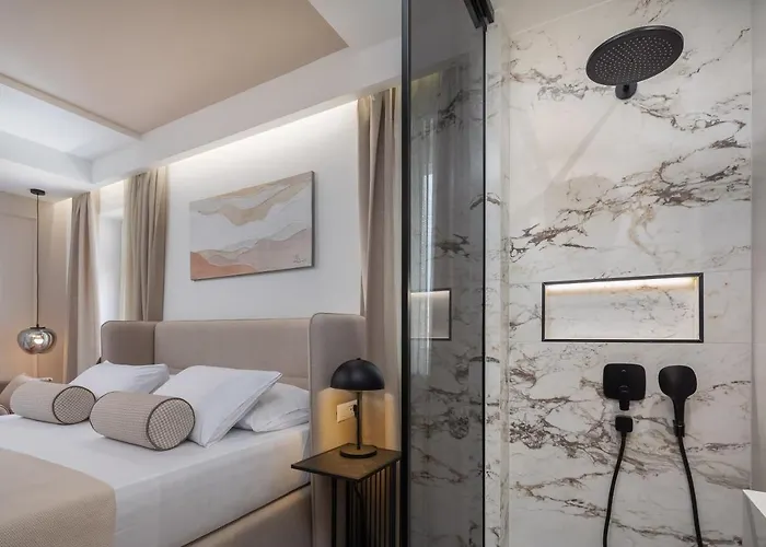 Penzion Le Prestige Luxury , Self Check-in, Minutes From Waterfront