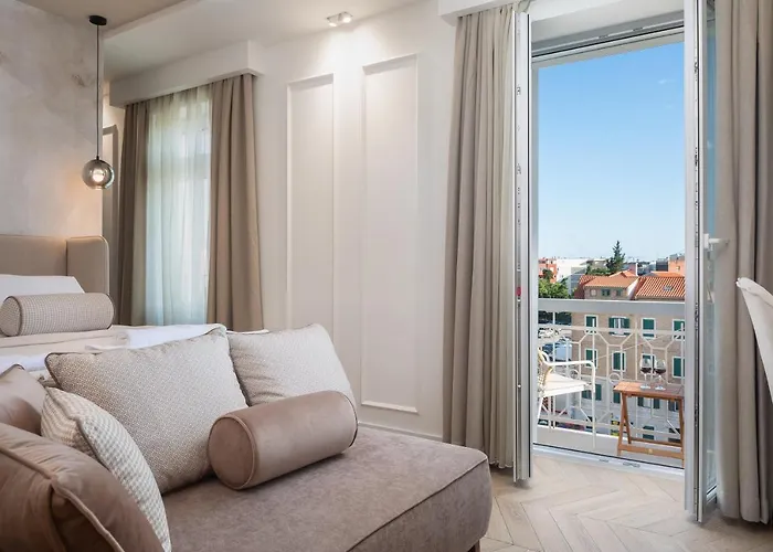 Penzion Le Prestige Luxury , Self Check-in, Minutes From Waterfront Split