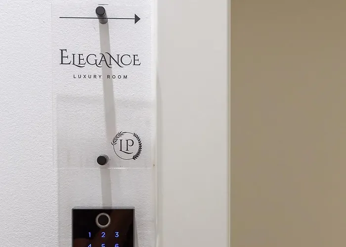 招待所 Le Prestige Luxury , Self Check-in, Minutes From Waterfront 斯普利特