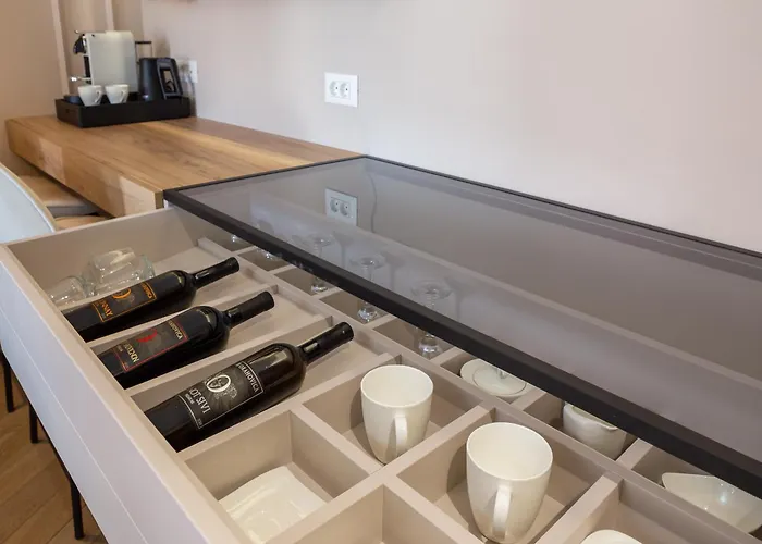 Penzion Le Prestige Luxury , Self Check-in, Minutes From Waterfront 4*