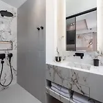Konukevi Le Prestige Luxury , Self Check-in, Minutes From Waterfront Split