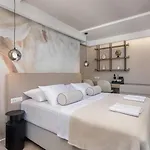 Le Prestige Luxury , Self Check-in, Minutes From Waterfront Konukevi 4*