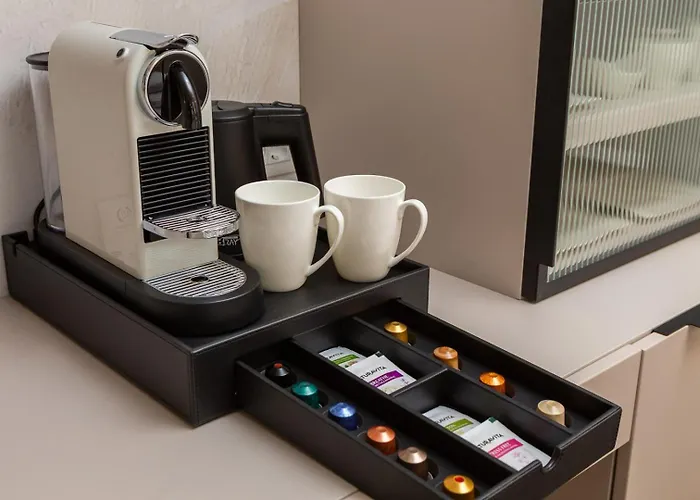 Le Prestige Luxury , Self Check-in, Minutes From Waterfront Gæstehus
